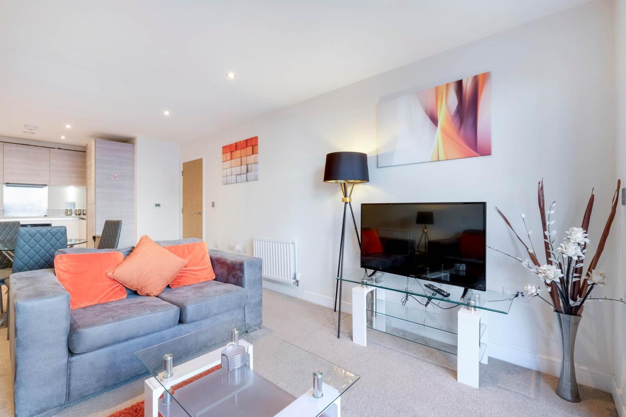 Alder House Serviced Apartment Maidenhead By 360Stays ภายนอก รูปภาพ