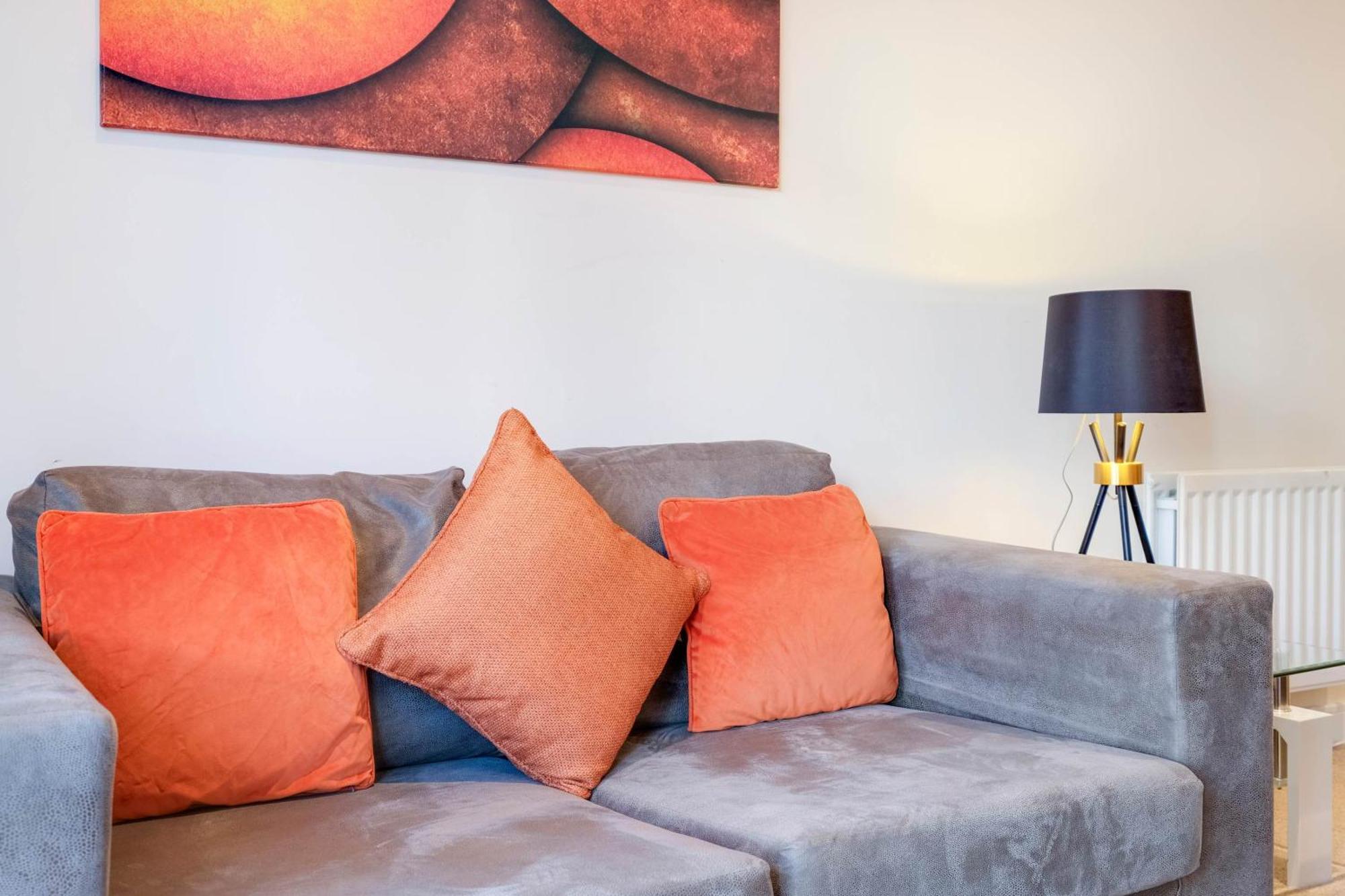 Alder House Serviced Apartment Maidenhead By 360Stays ภายนอก รูปภาพ